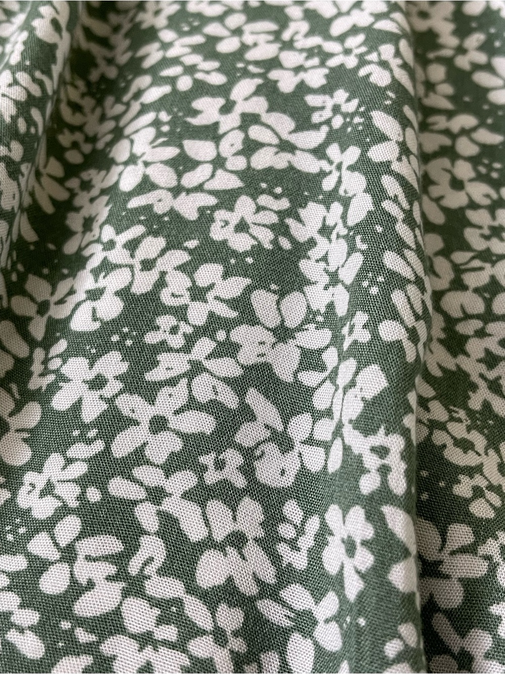 LA Hearts Green Floral Smocked Cami Mini Dress Size Small - Picture 9 of 9